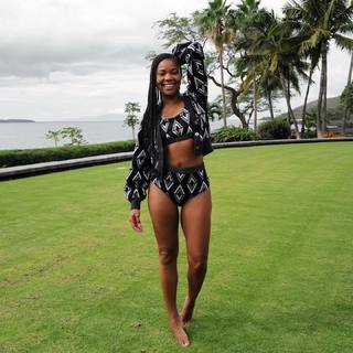 Gabrielle Union feet photo thumbnail