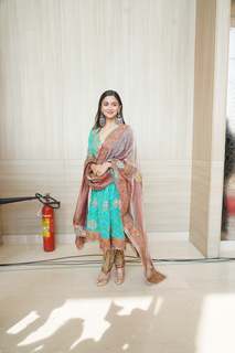 Alia Bhatt feet photo thumbnail