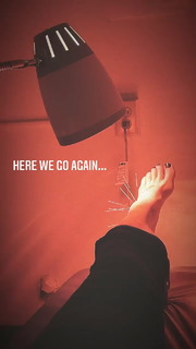 Ashley Greene feet photo thumbnail