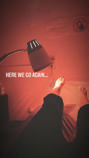 Ashley Greene feet photo thumbnail