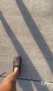 Candice Patton feet photo 5