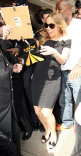 Mariah Carey feet photo thumbnail
