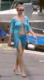 Mariah Carey feet photo thumbnail