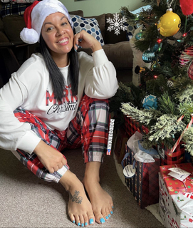 Deedee Rican feet photo thumbnail