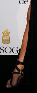 Karolina Kurkova feet photo thumbnail