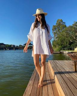Carolina Ardohain feet photo thumbnail