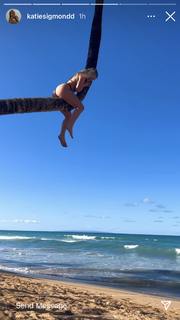 Katie Sigmond feet photo thumbnail