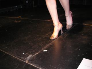 Debbie Gibson feet photo thumbnail