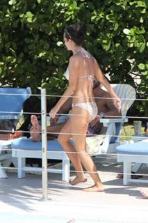 Tulisa feet photo thumbnail