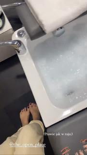 Paulina Sykut feet photo thumbnail