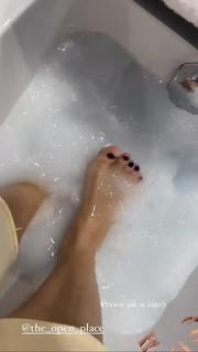 Paulina Sykut feet photo thumbnail
