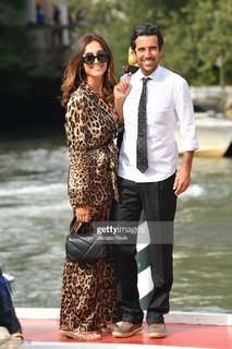 Caterina Balivo feet photo thumbnail