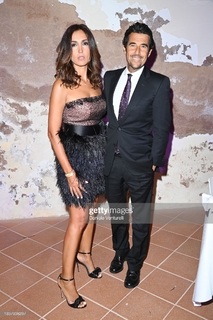 Caterina Balivo feet photo thumbnail
