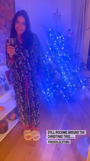 Lisa Snowdon feet photo thumbnail
