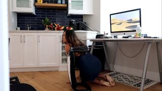 Pierson Wodzynski feet photo thumbnail