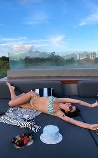 Bruna Marquezine feet photo thumbnail