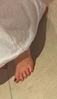 Wanda Nara feet photo thumbnail