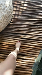 Cynthia Rodríguez feet photo thumbnail