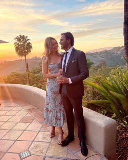 Katrina Bowden feet photo thumbnail