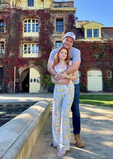 Ariel Winter feet photo thumbnail
