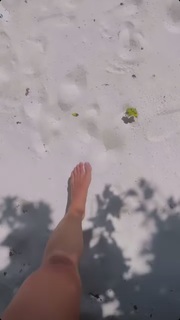 Anna Lewandowska feet photo thumbnail