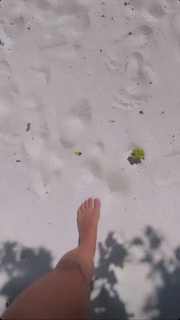 Anna Lewandowska feet photo thumbnail