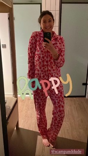 Lisa Snowdon feet photo thumbnail