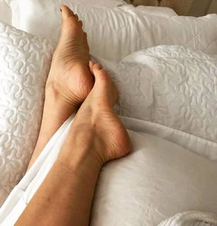 Franciely Freduzeski feet photo thumbnail