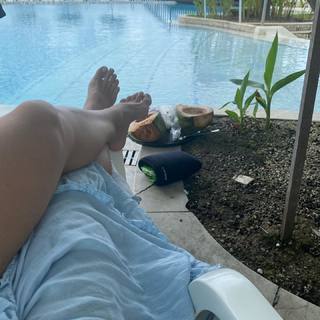 Franciely Freduzeski feet photo thumbnail
