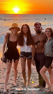 Naomie Harris feet photo thumbnail