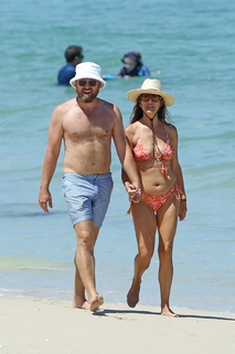 Kate Walsh feet photo thumbnail
