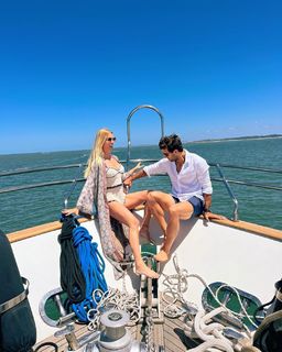 Nicole Neumann feet photo thumbnail