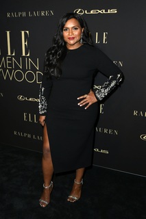 Mindy Kaling feet photo thumbnail