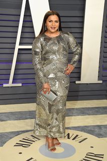 Mindy Kaling feet photo thumbnail