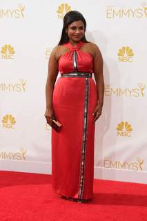 Mindy Kaling feet photo thumbnail