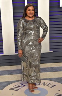 Mindy Kaling feet photo thumbnail