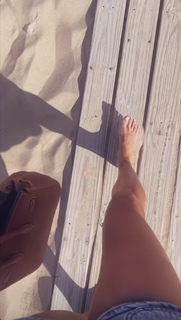 Belén Rodríguez feet photo thumbnail