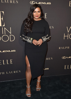 Mindy Kaling feet photo thumbnail
