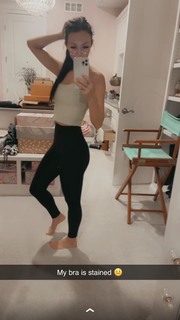Brittney Smith feet photo thumbnail
