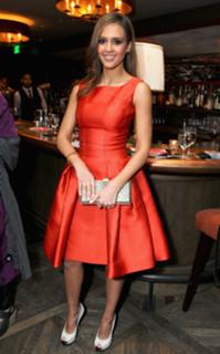 Jessica Alba feet photo thumbnail