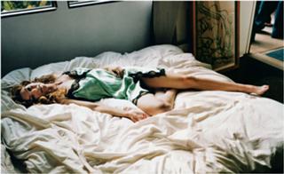 Ellen Pompeo feet photo thumbnail