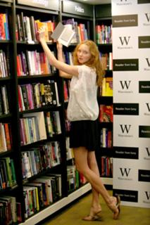 Lily Cole feet photo 3