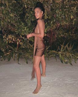 Rochelle Humes feet photo thumbnail