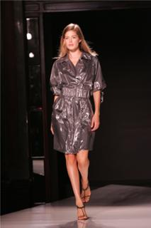 Doutzen Kroes feet photo thumbnail