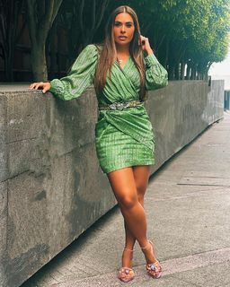 Galilea Montijo feet photo thumbnail