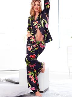 Doutzen Kroes feet photo thumbnail