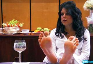 Bethenny Frankel feet photo thumbnail
