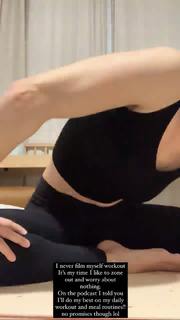 Brie Garcia feet photo thumbnail
