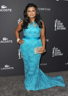 Mindy Kaling feet photo thumbnail