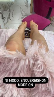 Yoseline Hoffman feet photo thumbnail